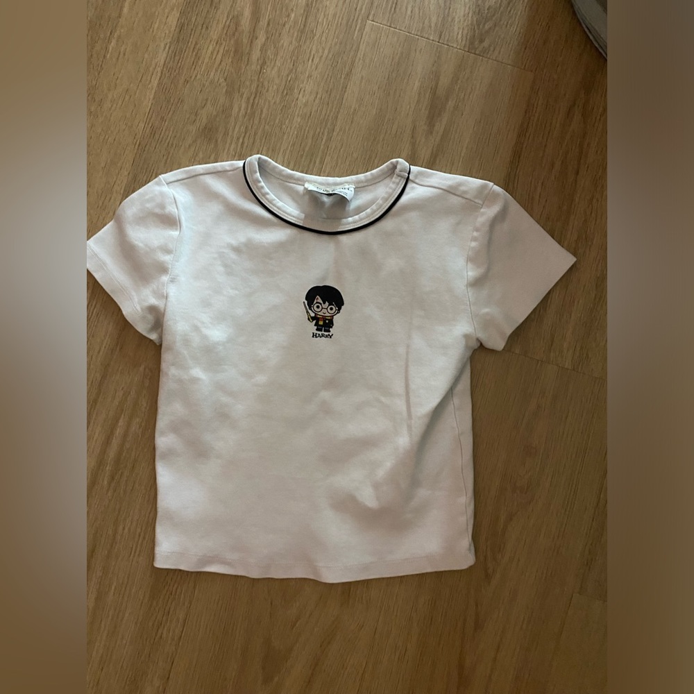 TIGHT WHITE HARRY POTTER SHIRT